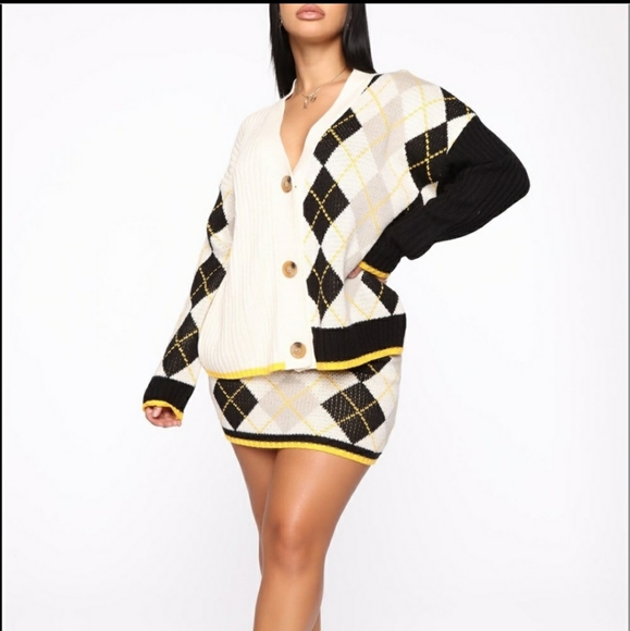 2 pc set - Picture 3 of 3